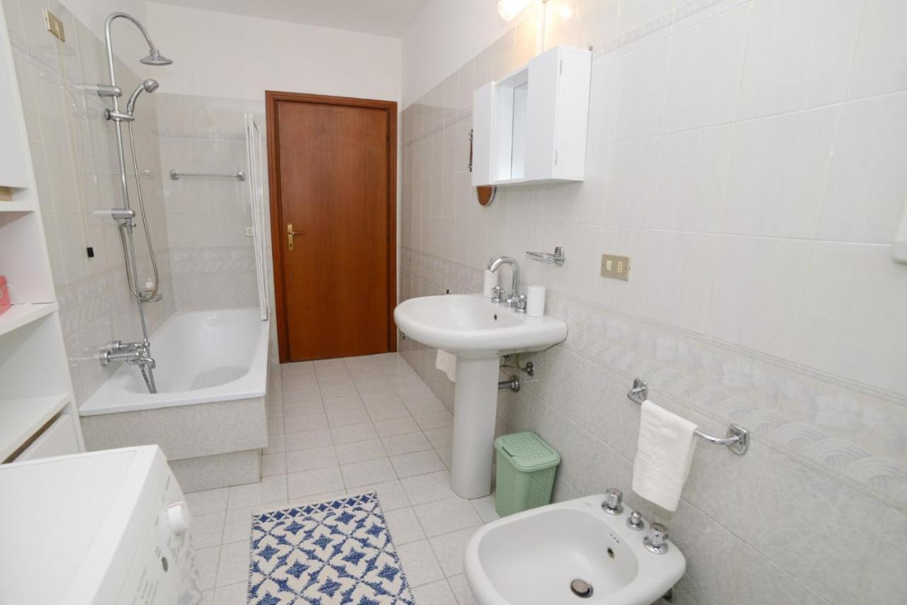 Loft Free Parking Agli Ulivi Moderno E Spazioso Peschiera del Garda Eksteriør billede
